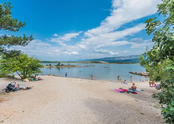 Grosse In Mit Moebliertem Balkon By Interhome Lägenhet *