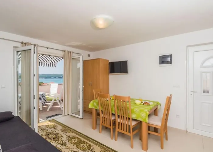 Grosse In Mit Moebliertem Balkon By Interhome * Klimno