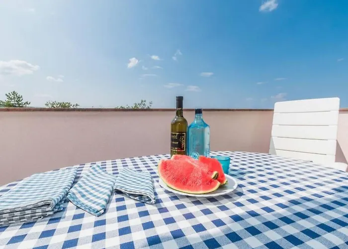 Apartmán Grosse In Mit Moebliertem Balkon By Interhome Klimno