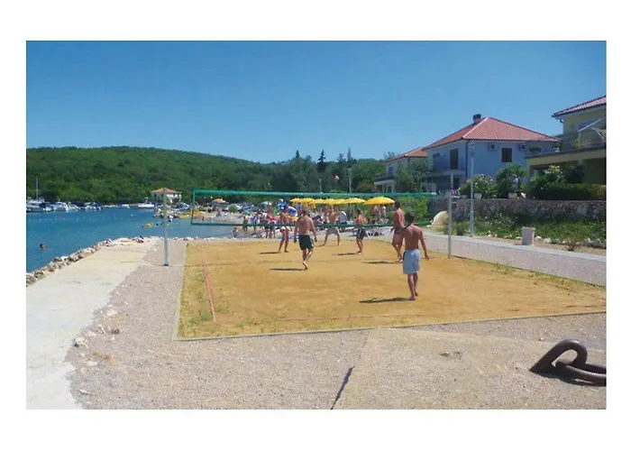 Grosse In Mit Moebliertem Balkon By Interhome Apartmán *